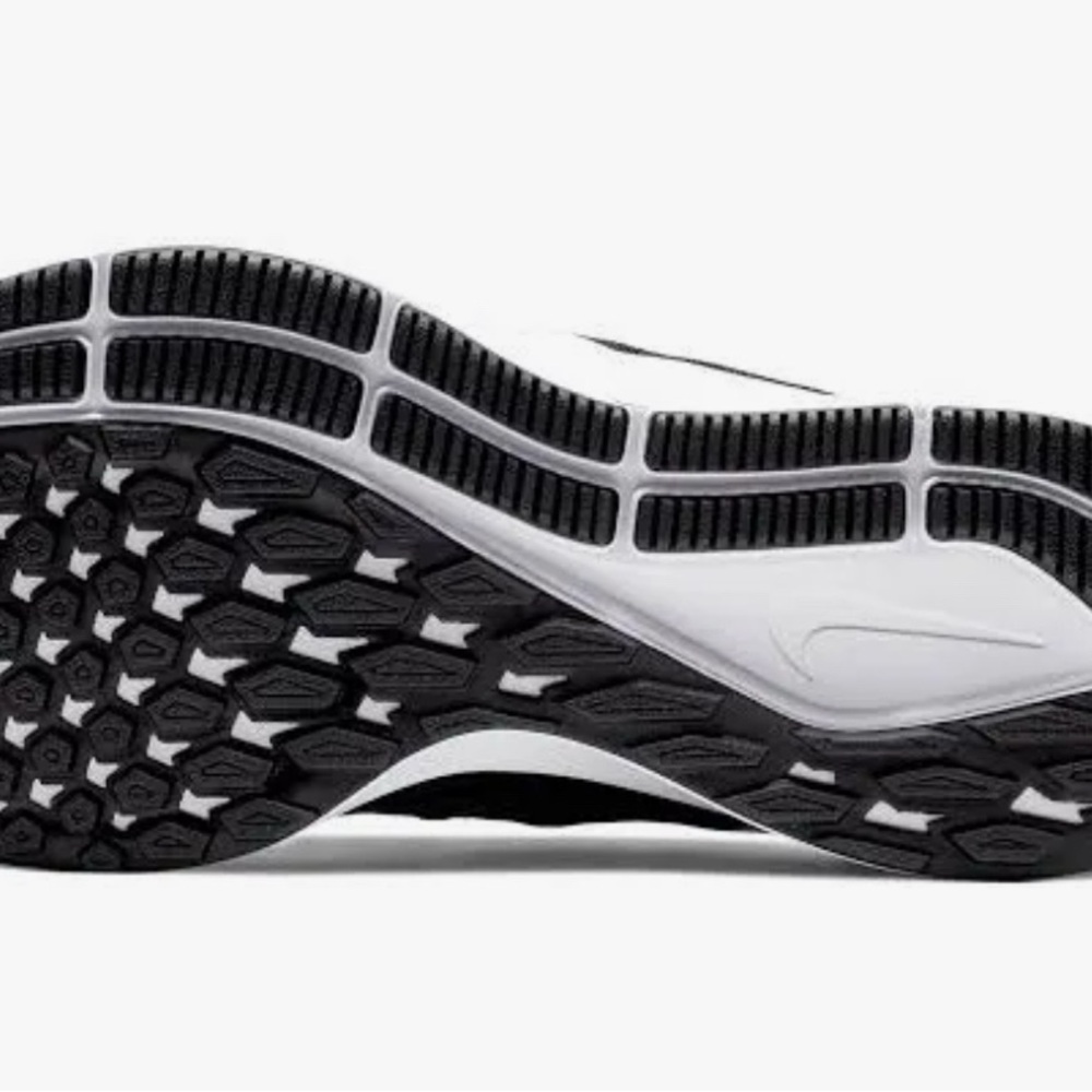 Nike Women’s Zoom Pegasus 36 FLYEASE (limited production, brand new without box) - Picture 4 of 6